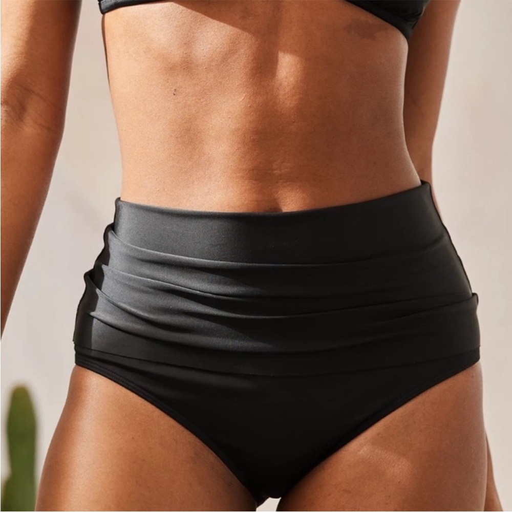 NWT Aerie High-Waisted Ruched Black Bikini Bottom Sz M